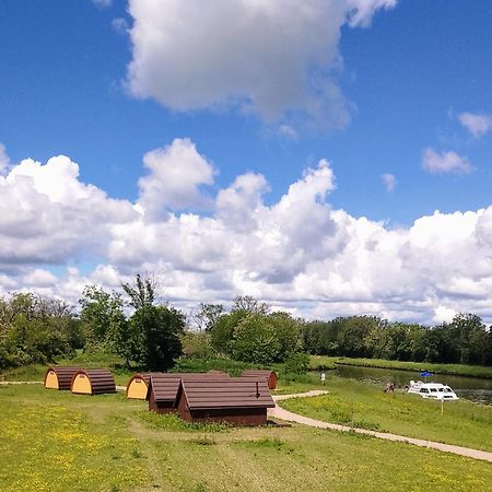 La Halte Du Canal Luthenay-Uxeloup Экстерьер фото