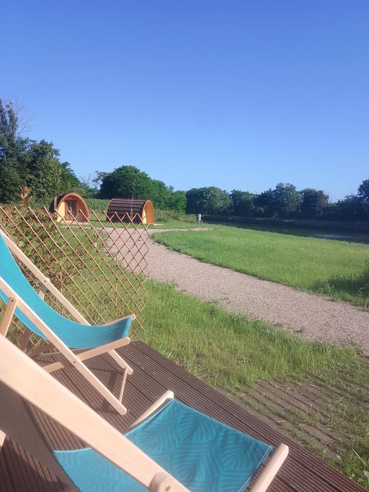 La Halte Du Canal Luthenay-Uxeloup Экстерьер фото